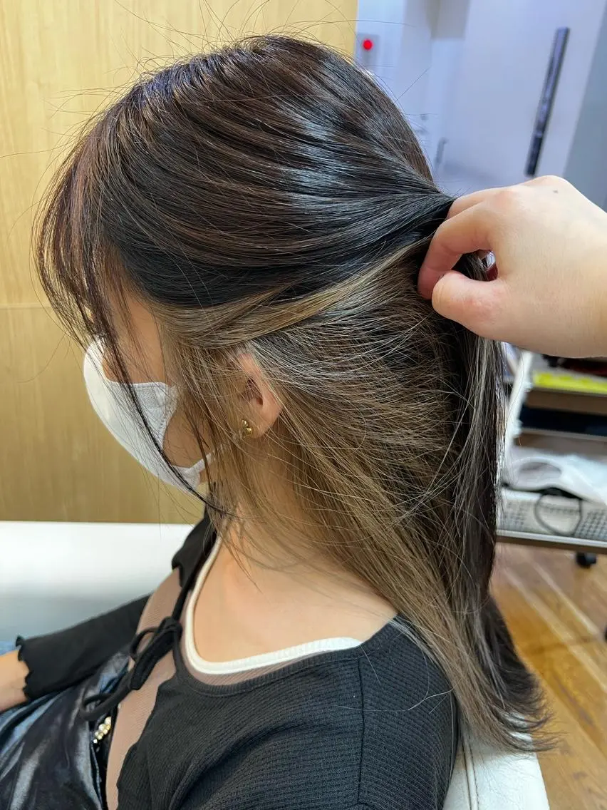 ロング カラー カット ヘアカラー トリートメント ✂︎HITOMI✂︎ 副店長のヘアスタイル
