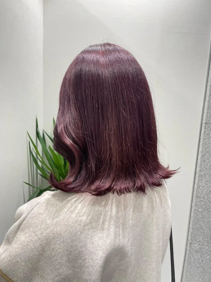 ミディアム カラー ブラウンカラー カシス ラベンダー💜 グレージュ🩶のヘアスタイル