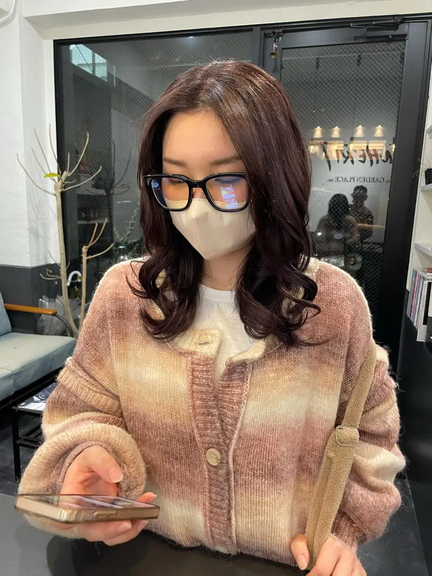 ミディアム カラー 🦖JIN HAIR DESIGN🦖のヘアスタイル