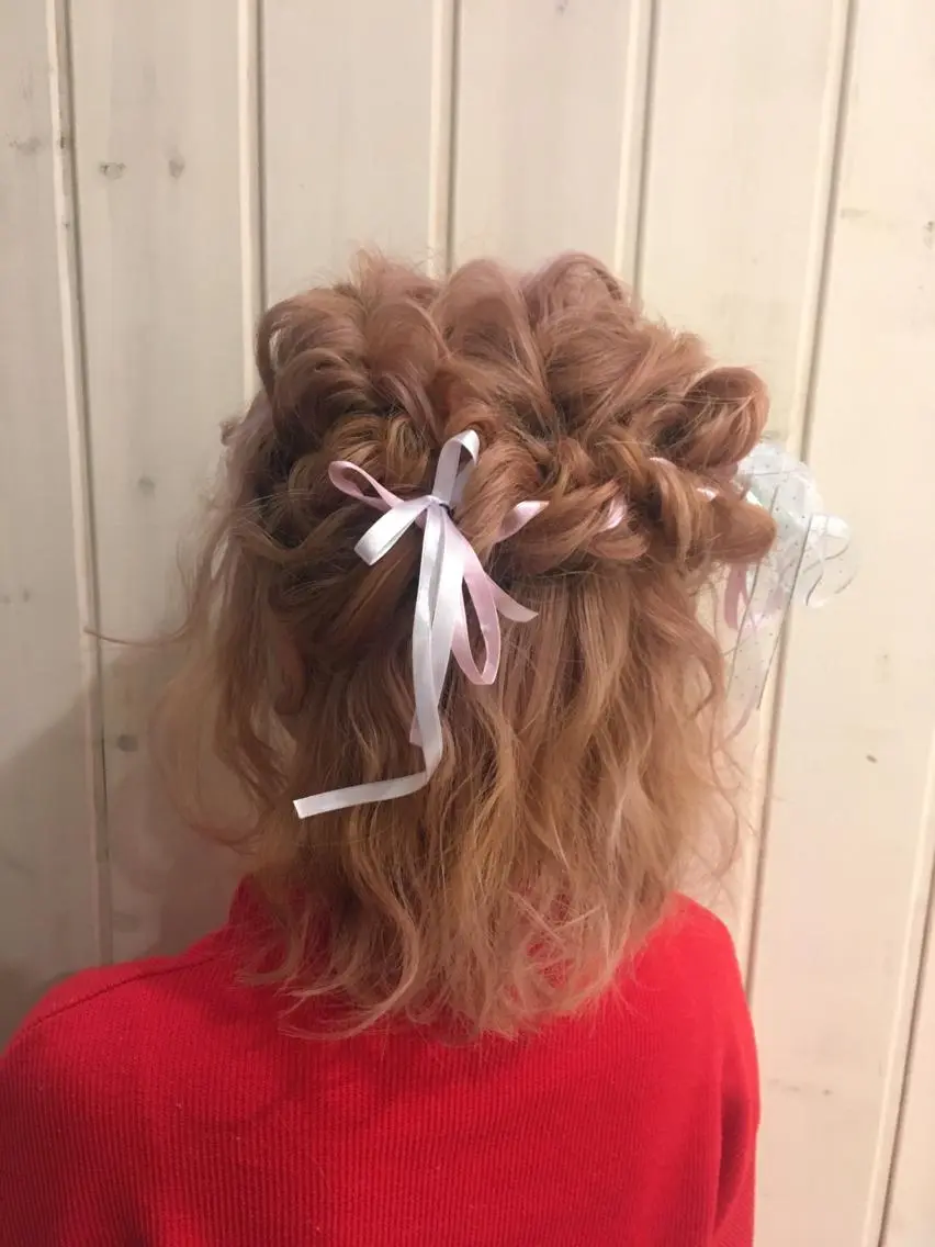 ヘアアレンジ 新中 茉莉香の眉毛・アイブロウイメージ