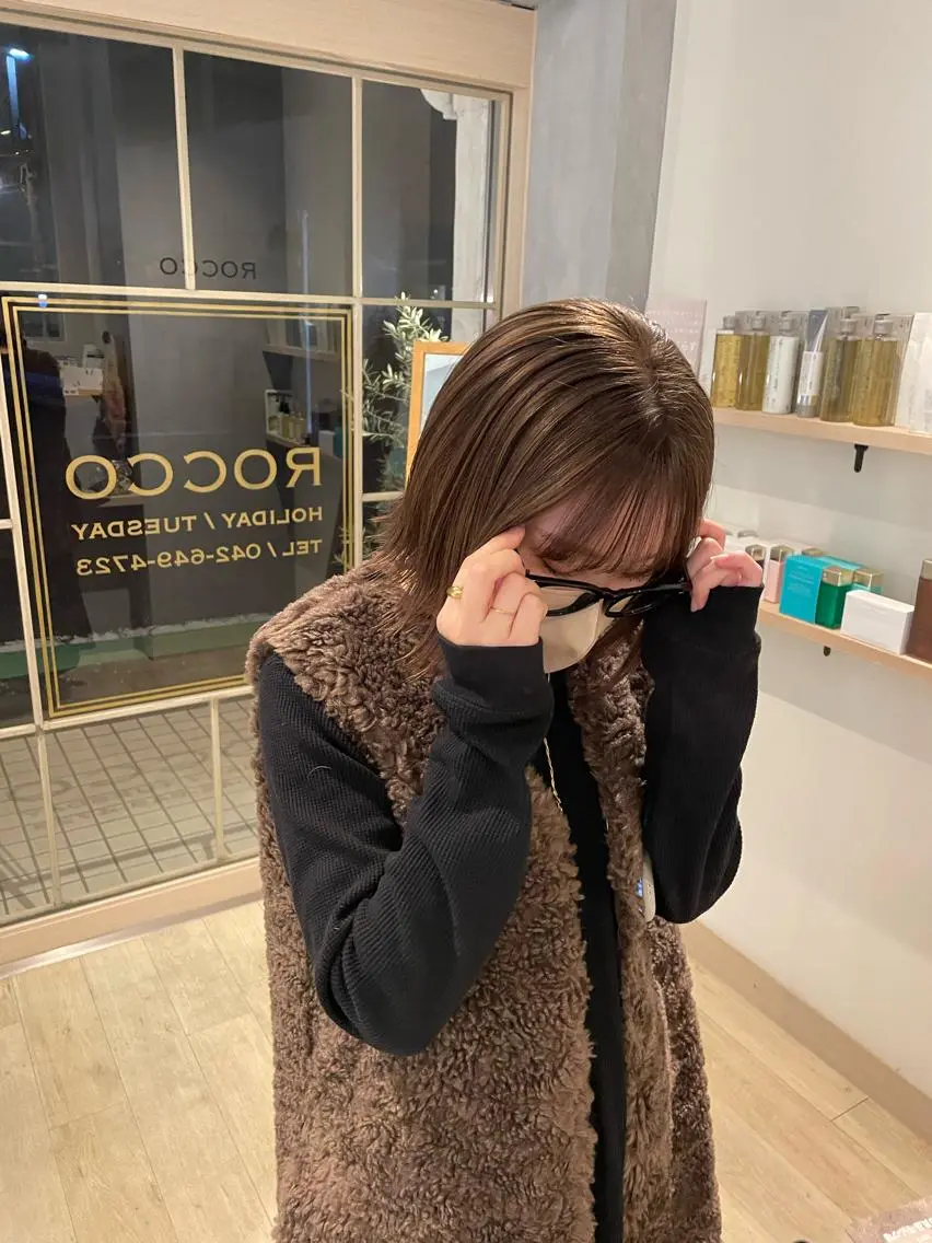 ショート カラー ベージュカラー kanami - ROCCO -のヘアスタイル