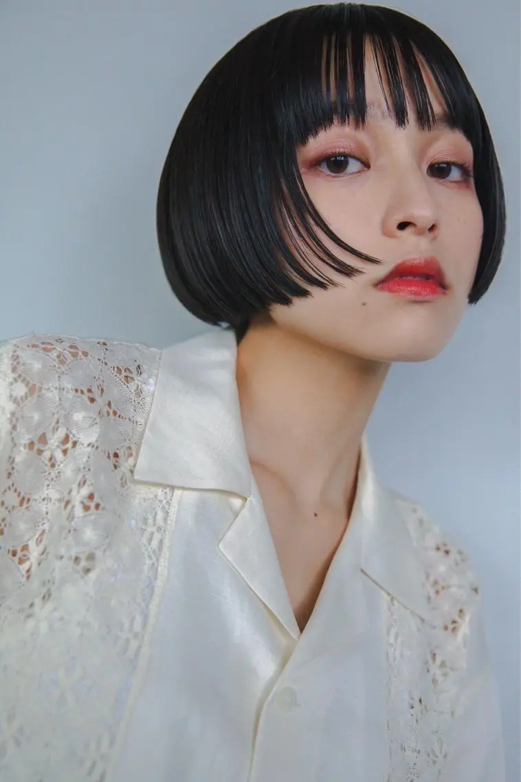 ショート カラー バレイヤージュ ブリーチ ケアブリーチ ダブルカラー イヤリングカラー カット ヘアカラー トリートメント Luana / 公式 / 大通のヘアスタイル