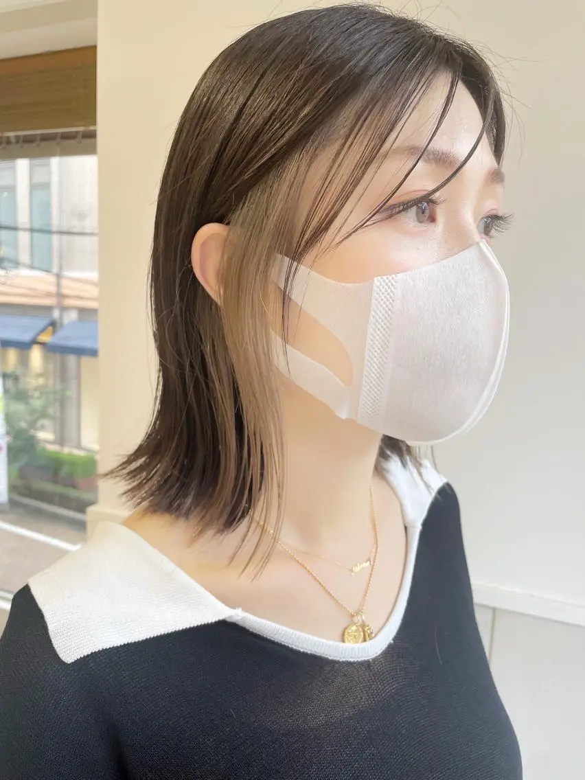 ミディアム カラー インナーカラー カット ヘアカラー 齋藤 咲のヘアスタイル