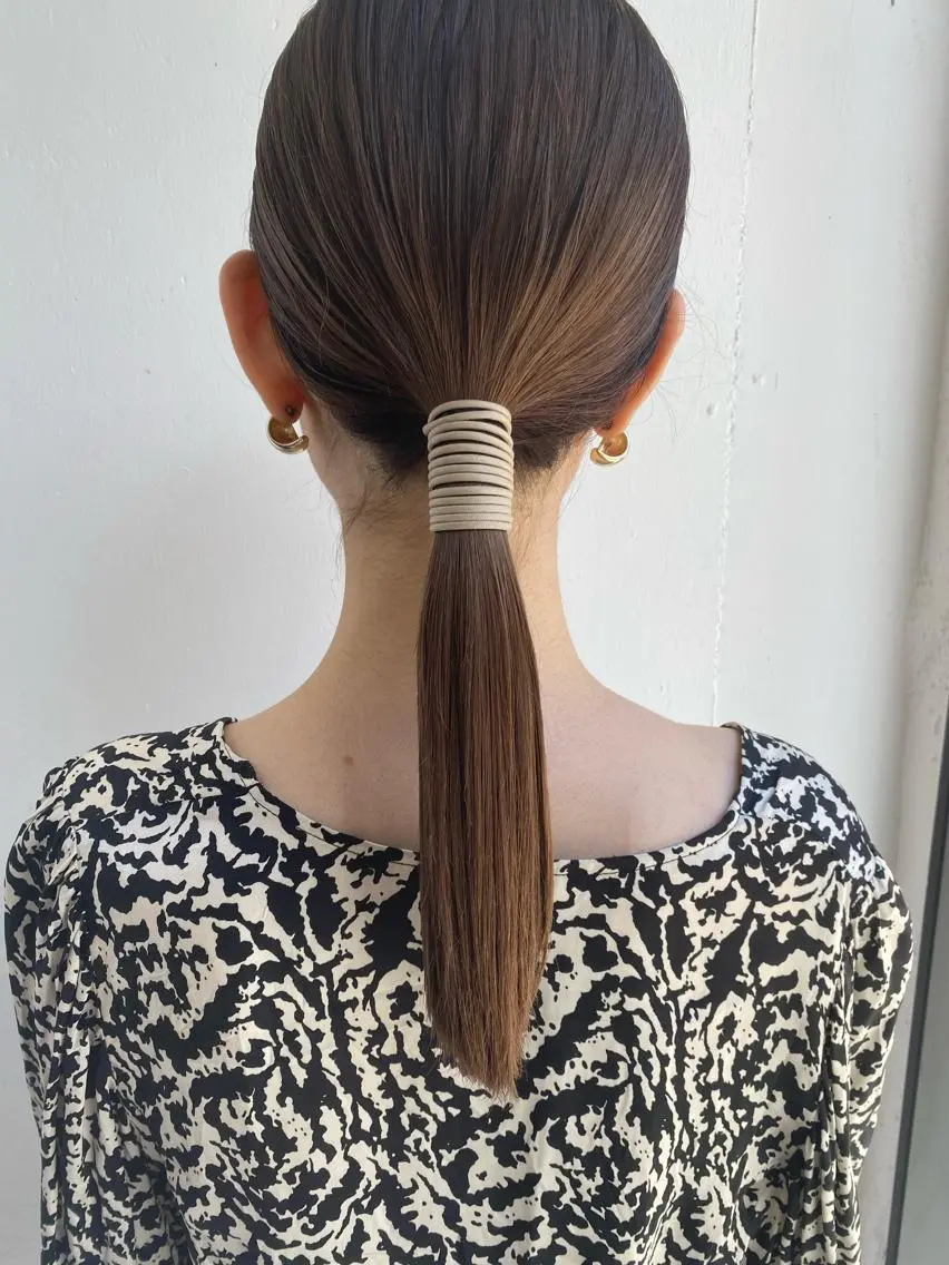 ロング カラー ヘアアレンジ shiori ベージュカラーのヘアスタイル