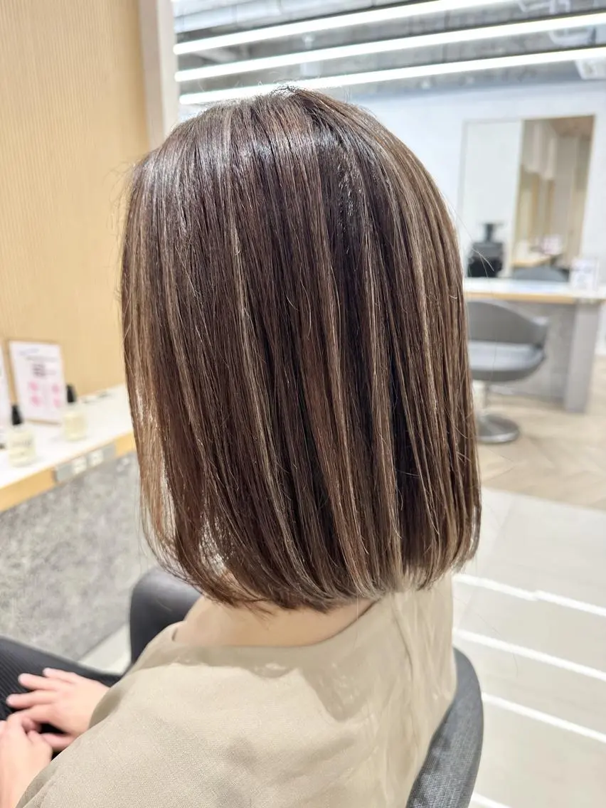 セミロング カラー ヘアアレンジ セミロングパーマ 透明感カラー ハイライトカラー ハイライト 髪質改善 カット ヘアカラー トリートメント 💎ハイライトカラー /髪質改善カラー💎のヘアスタイル