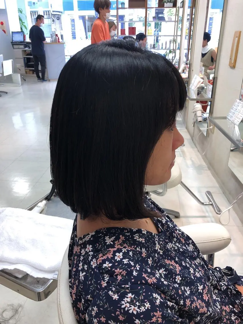 ミディアム ボブ 阿部 美咲のヘアスタイル