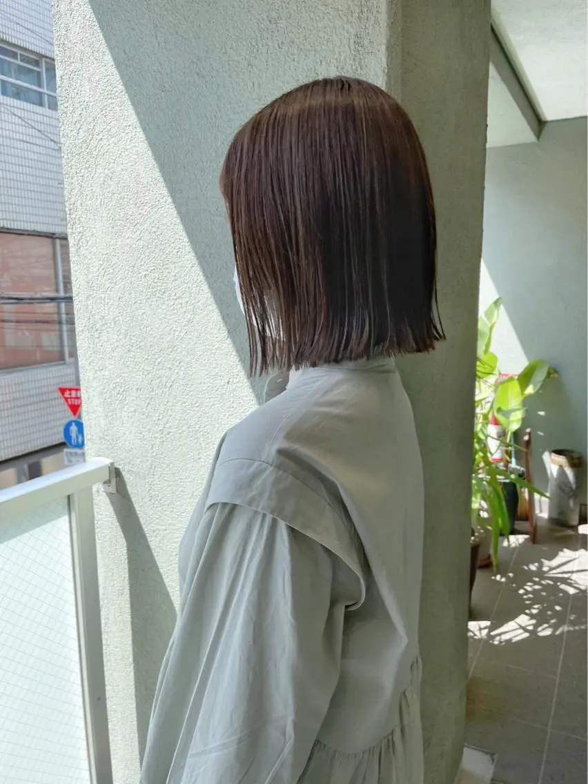 ショート カラー アッシュ オリーブアッシュ カット ヘアカラー トリートメント HIROKI ”博多 /ボブのヘアスタイル