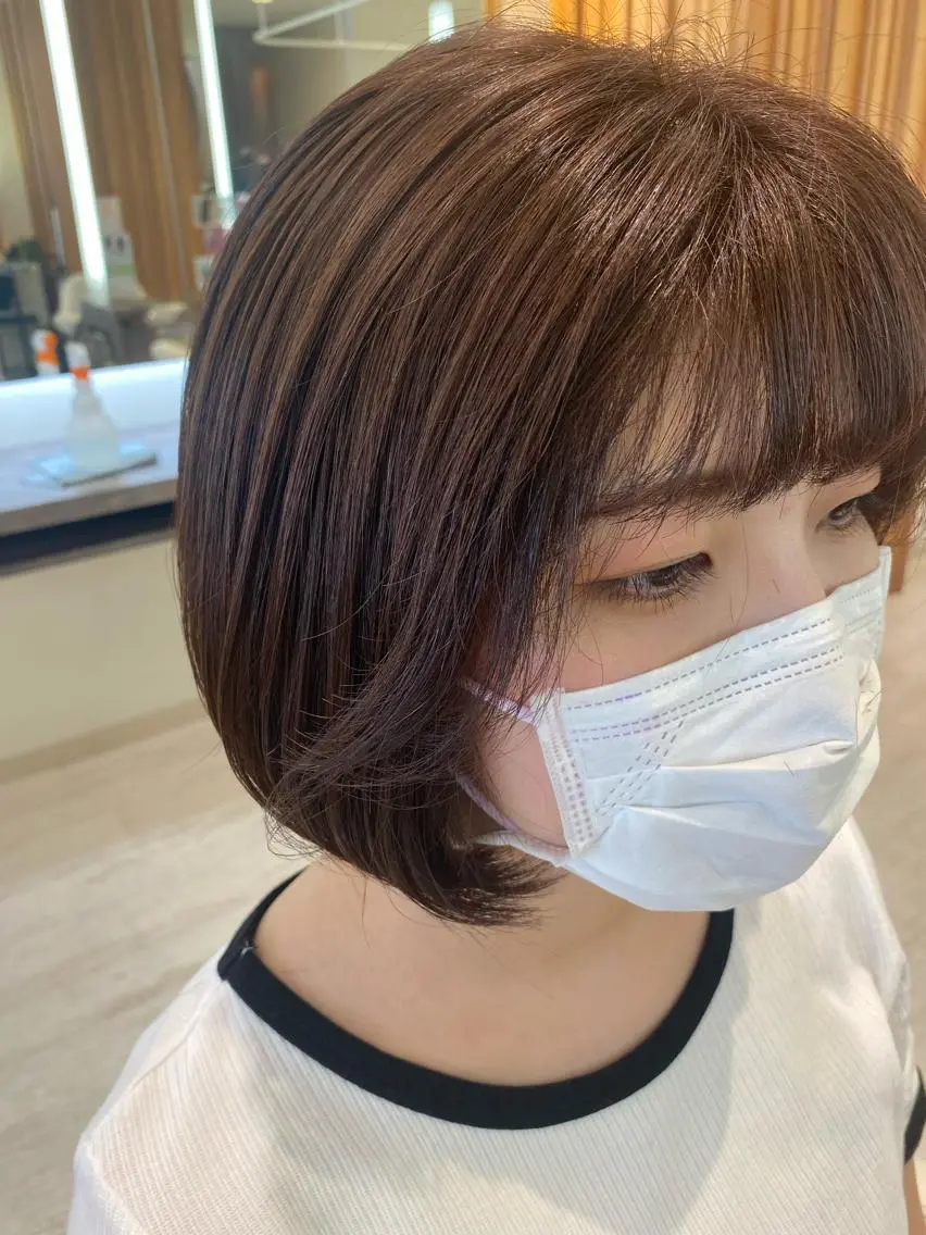ショート カラー ボブ 顔周りカット 韓国風ヘア レイヤーカット 小顔レイヤー/ ベージュ🤍Rieのヘアスタイル