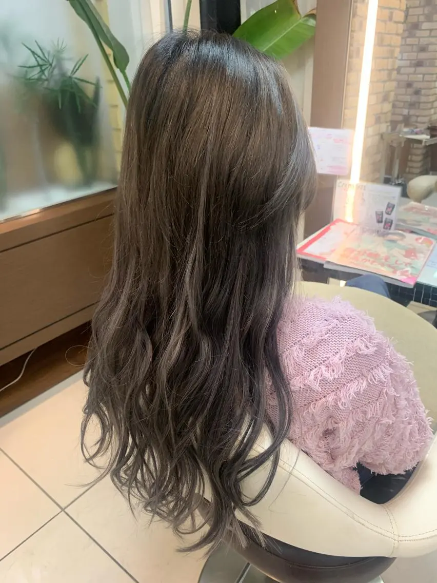 ロング 羽エクステ🪽 🤍まき🤍のヘアスタイル