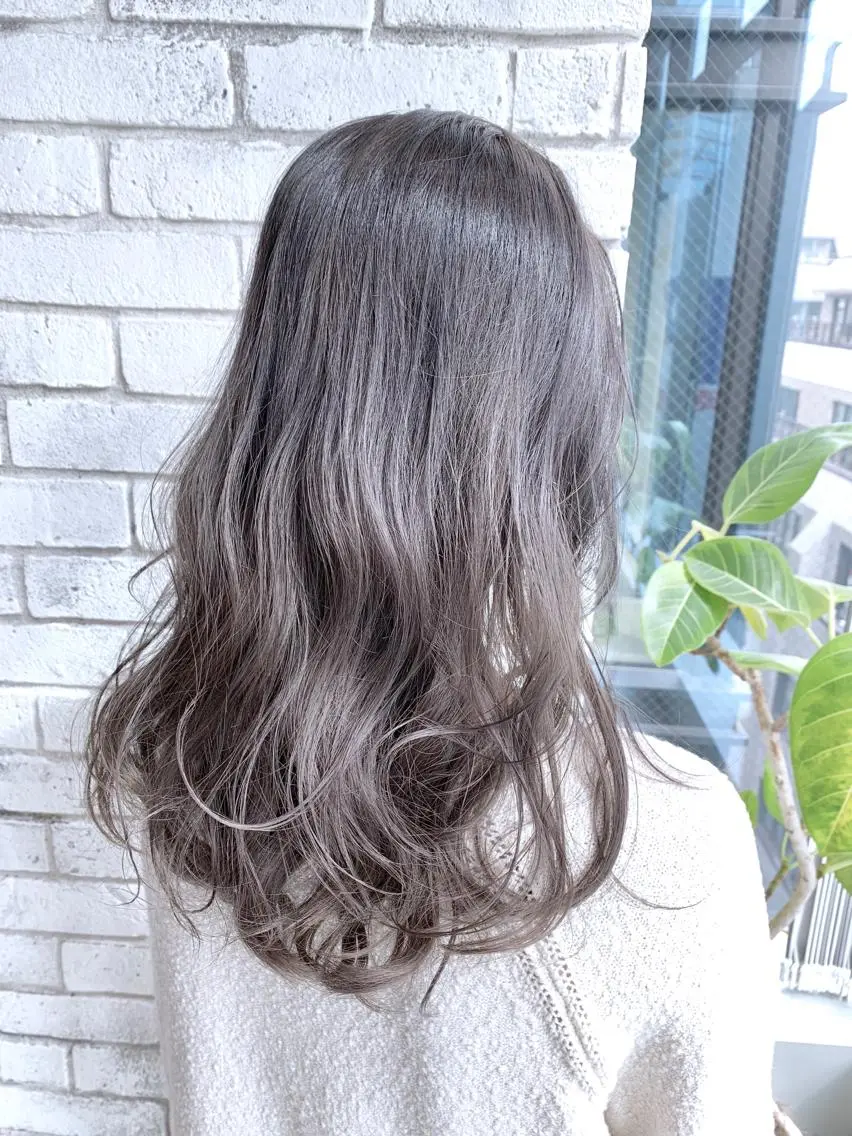 セミロング カラー パーマ ヘアアレンジ グラデーションカラー グレージュ ヘアカラー トリートメント 縮毛矯正/美髪 髪質改善/石田幸輔のヘアスタイル