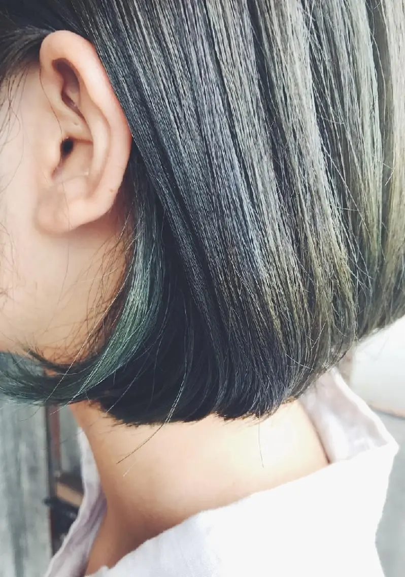 カラー ミディアム カット ヘアカラー Nina by Babyloneのヘアスタイル