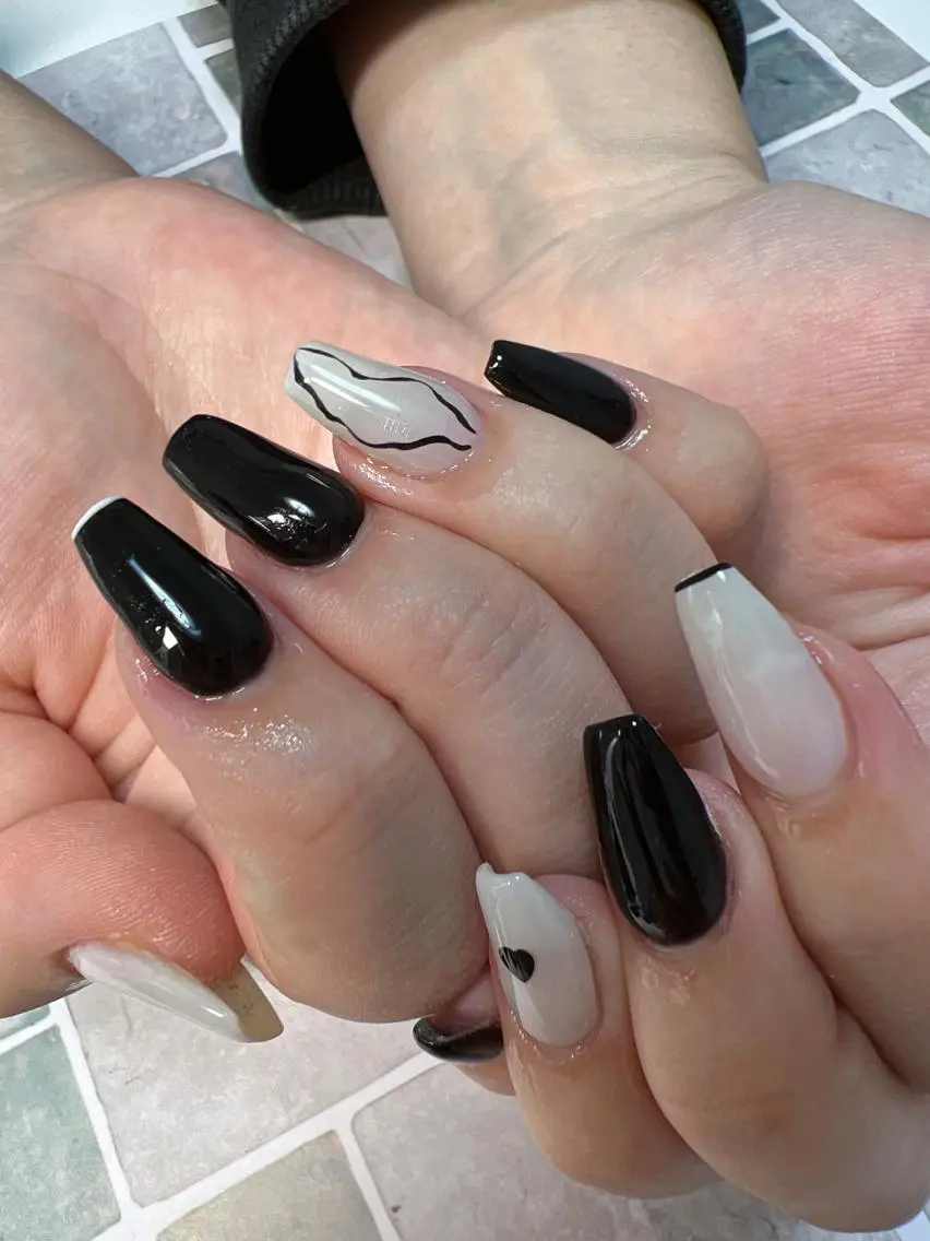 ネイル ハート ニュアンスネイル coco nailのネイルデザイン