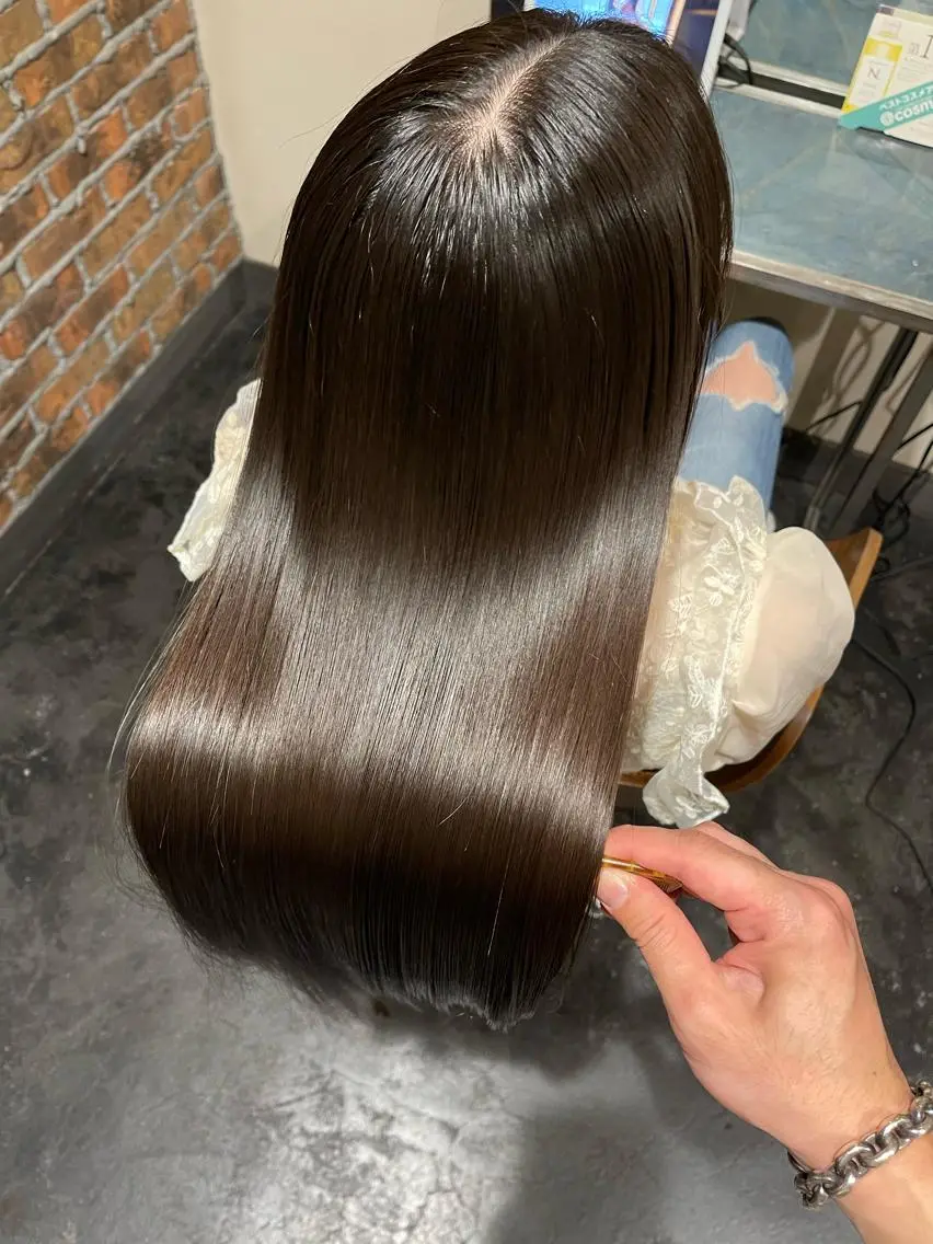 ロング トリートメント 泉 堅也のヘアスタイル