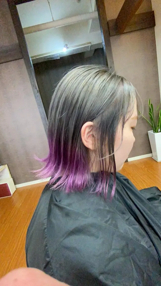 ショート カラー パープルカラー シルバー 森 健人のヘアスタイル