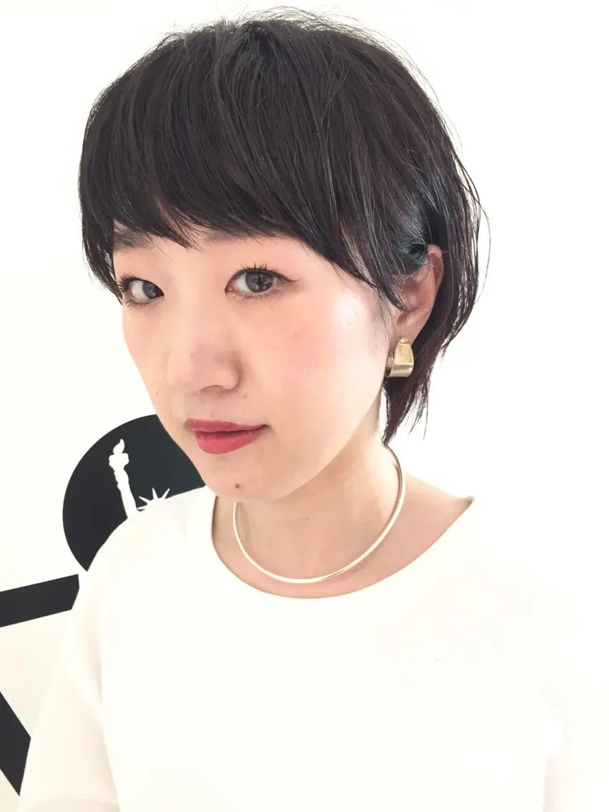 ショート カラー ショートヘア カット ヘアカラー ✂️小顔カット✂️ 山本有紀のヘアスタイル