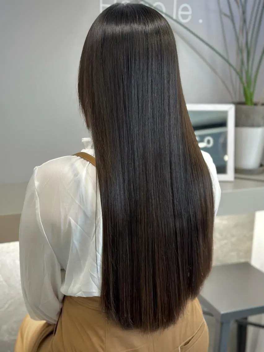 ロング JYO 髪質改善専門家のヘアスタイル