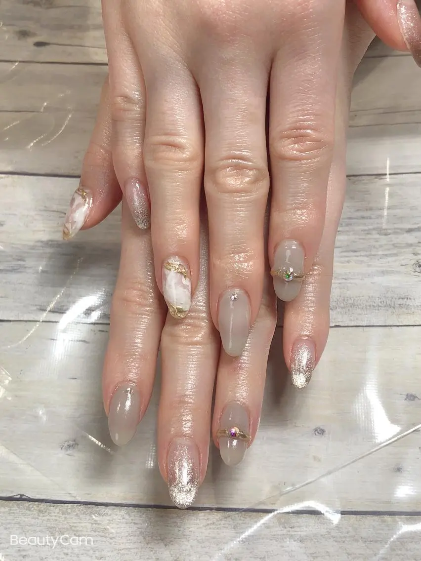 ネイル ✨アン ミユ✨のネイルデザイン