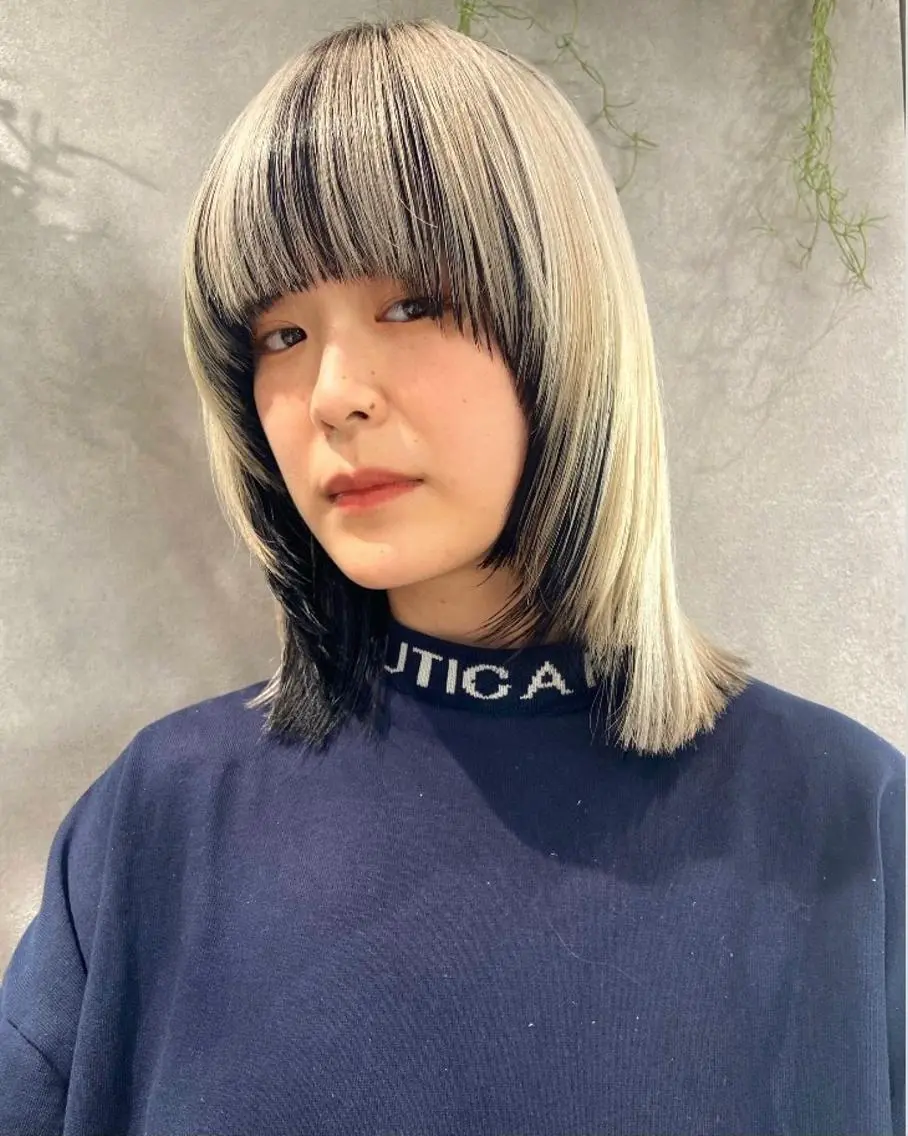 ミディアム カラー 黒髪 抜きっぱなしブロンド ブロンド ヘアセット🎀パーマ Tsubasaのヘアスタイル