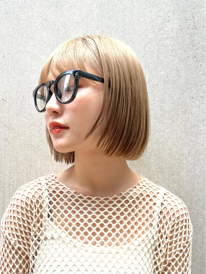 ミディアム カラー ヘアアレンジ ベージュカラー 透明感カラー グレージュ ボブ ヘアカラー トリートメント ヘアセット レイヤー専門家 ダブルカラー修のヘアスタイル