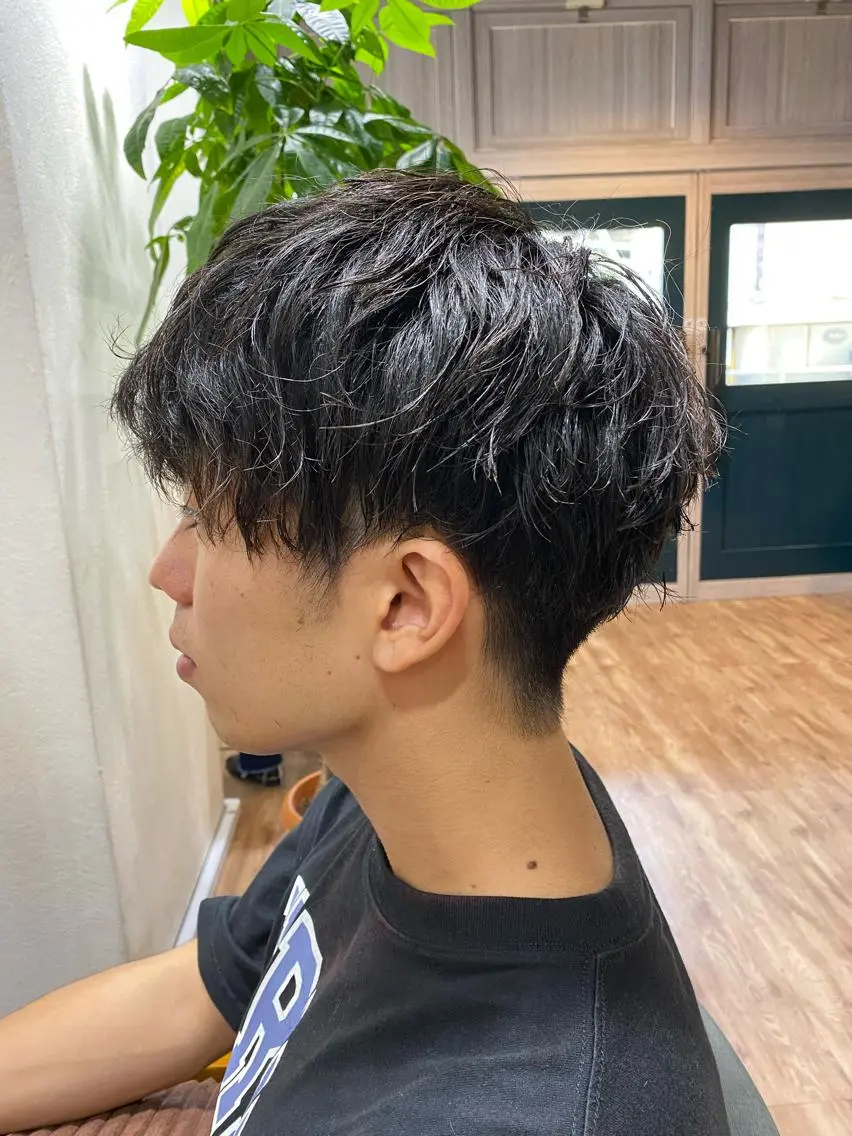 ショート メンズ メンズパーマ メンズツイストパーマ ツイストパーマ 野呂 隼人のヘアスタイル