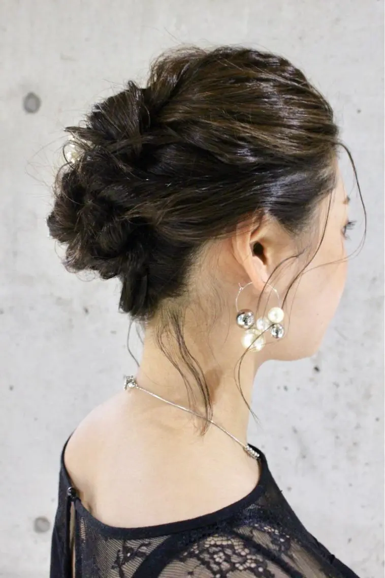 ミディアム 伴野 日向子のヘアスタイル