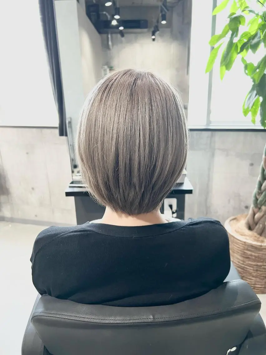 ショート カラー ヘアアレンジ グレージュ 髪質改善_WHITE RYUSUKEのヘアスタイル