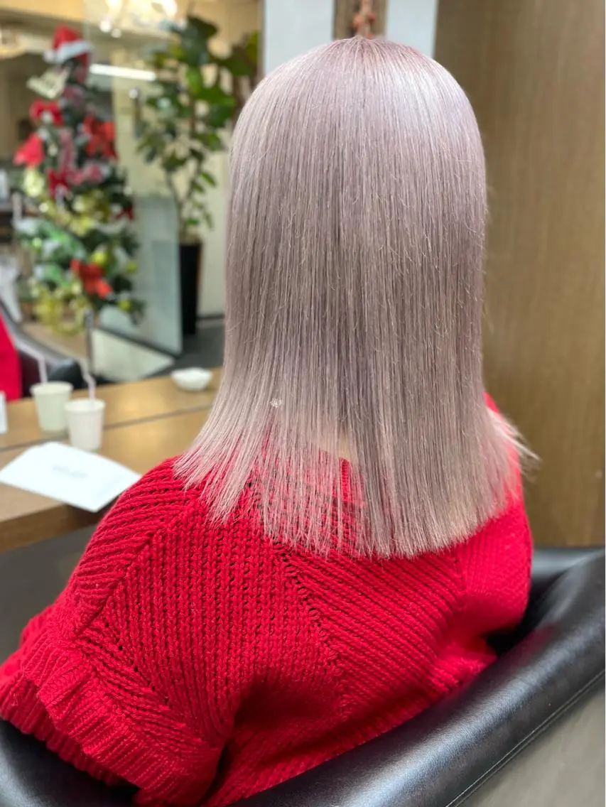 カラー yasuハイトーン/ デザインカラーのヘアスタイル