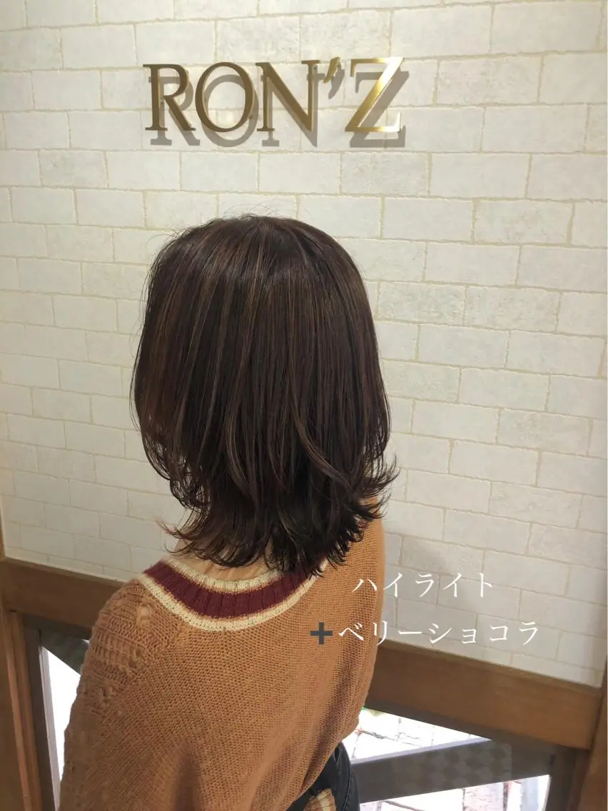 ミディアム カラー ハイライトカラー ハイライト ヘアカラー 堀口 彩佳のヘアスタイル