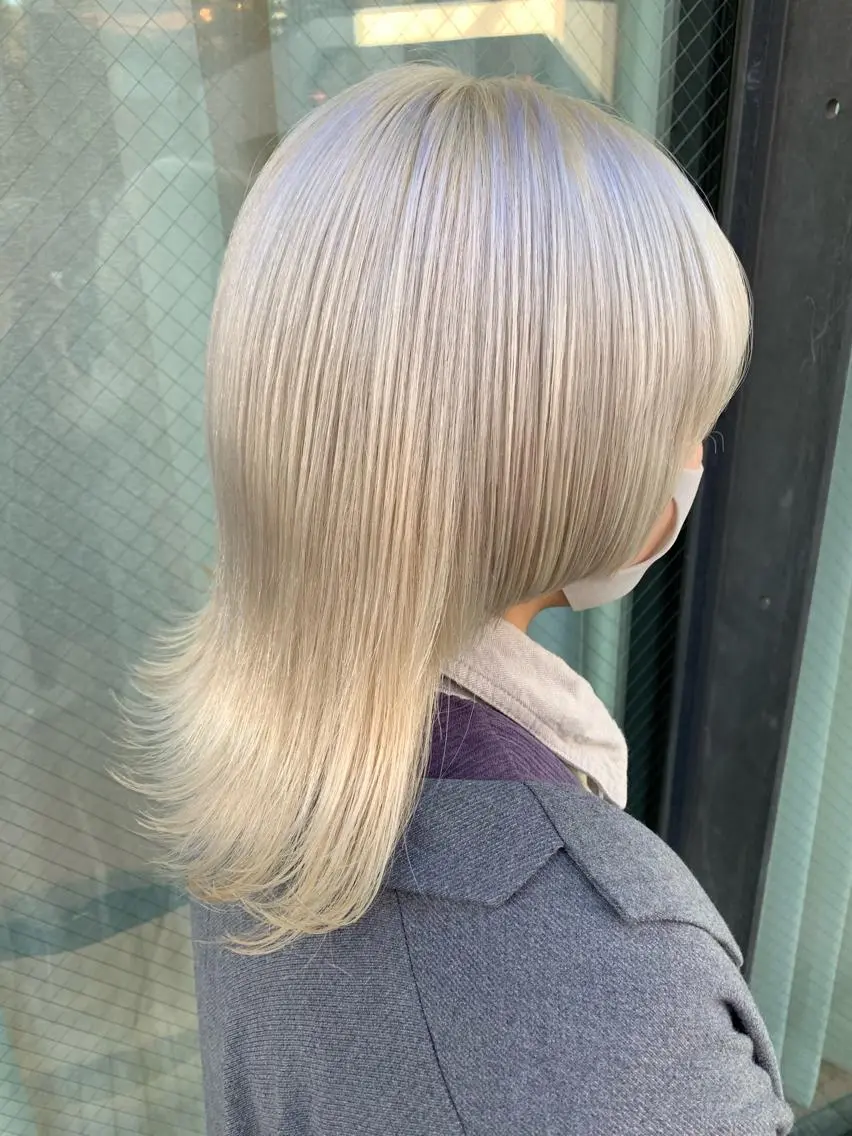 ミディアム 🍀ケアブリーチ カラー🍀坂井のヘアスタイル