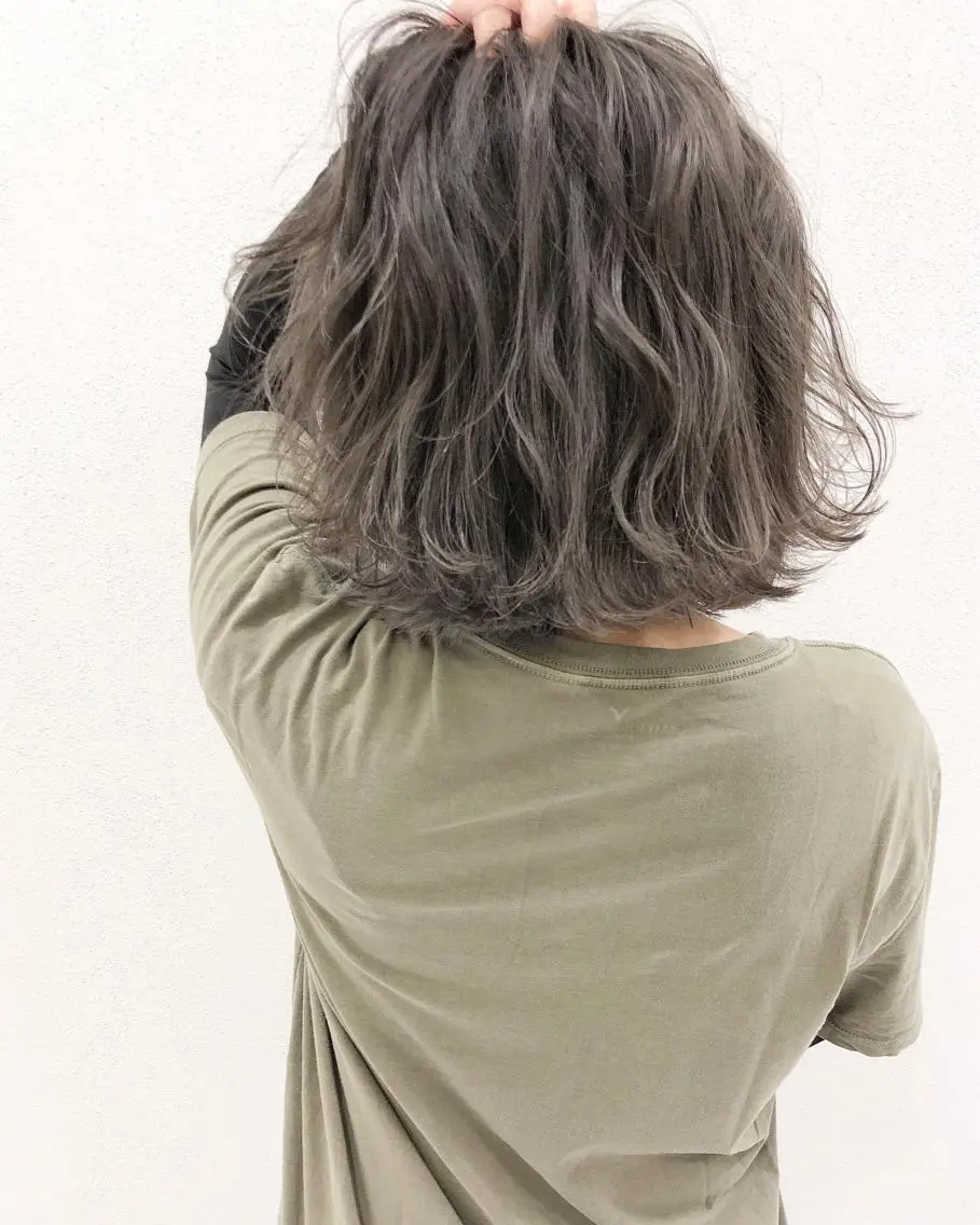 ショート 顔まわり／髪質改 善／白髪ぼかし／中山のヘアスタイル
