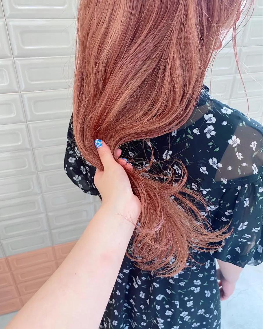 カラー 大山 茶子のヘアスタイル