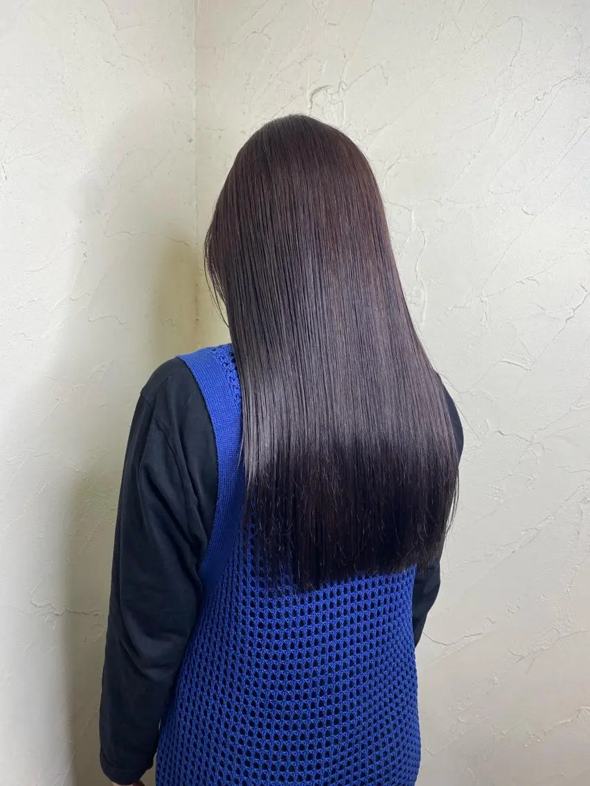 ロング カラー パープルカラー カット ヘアカラー 縮毛矯正 久力琴音''透明感 カラー''アレンジのヘアスタイル