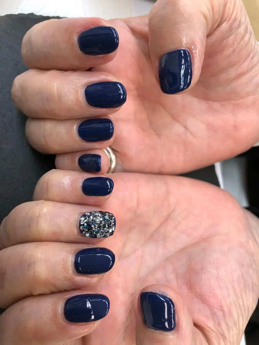 ネイル esNail&eye イーズネイル&アイのネイルデザイン