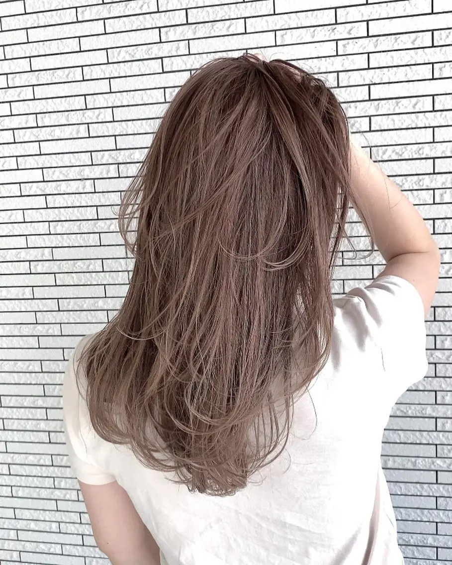 ロング カラー バレイヤージュ ハイライトカラー ハイライト レイヤーカット クドウレイ fifth神南のヘアスタイル