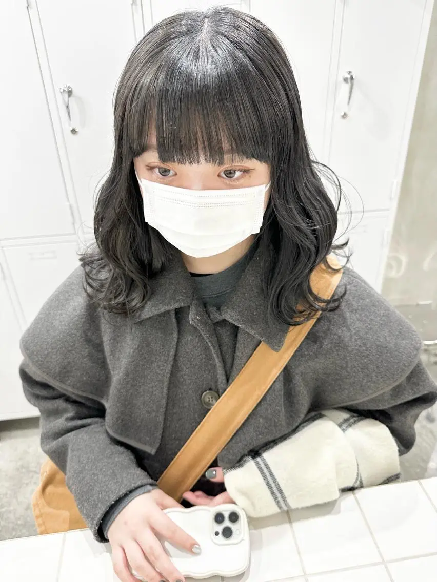 ミディアム カラー ヘアカラー トリートメント ヘッドスパ ヘアセット kai .のヘアスタイル