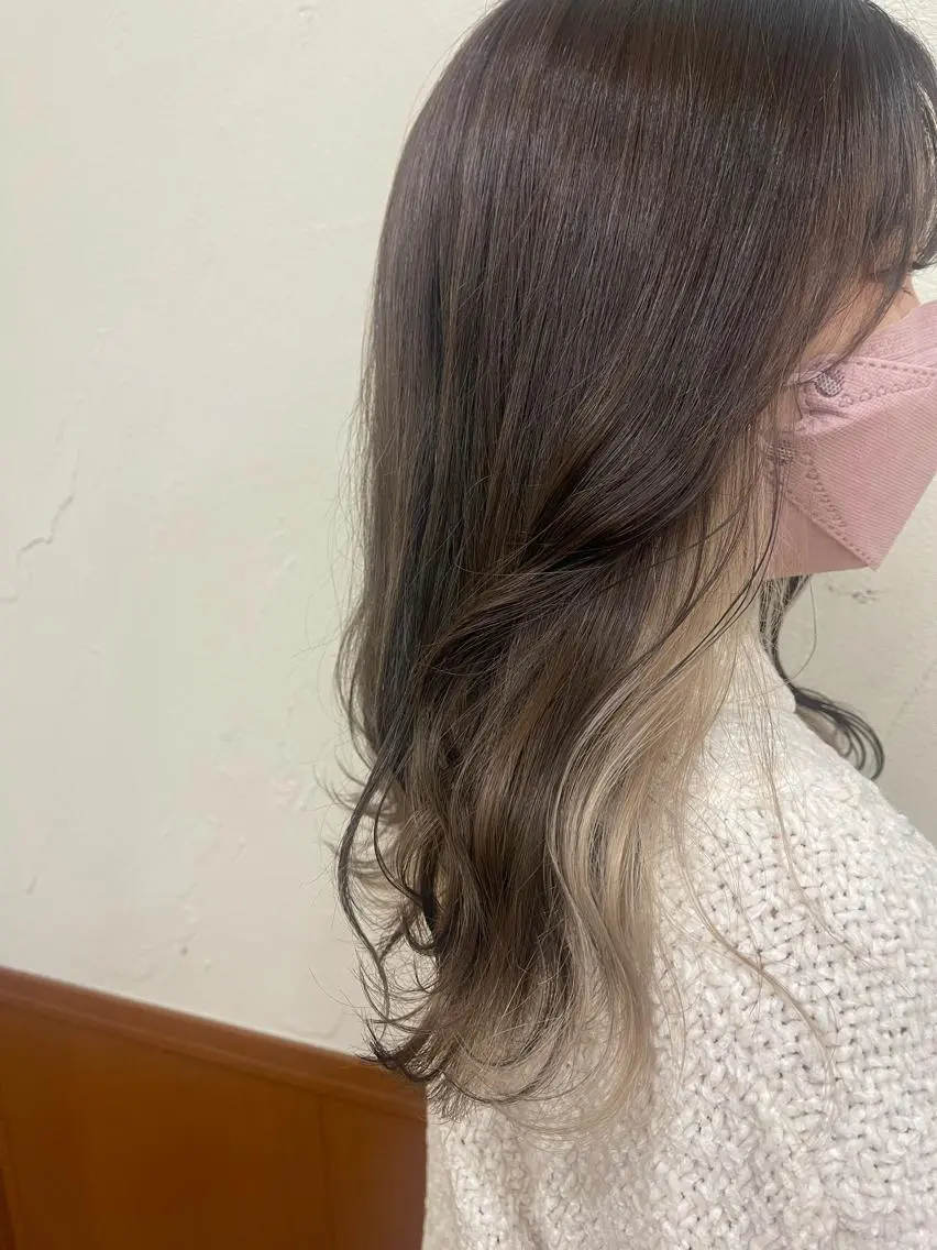 セミロング ヘアカラー トリートメント 関根 沙季のヘアスタイル