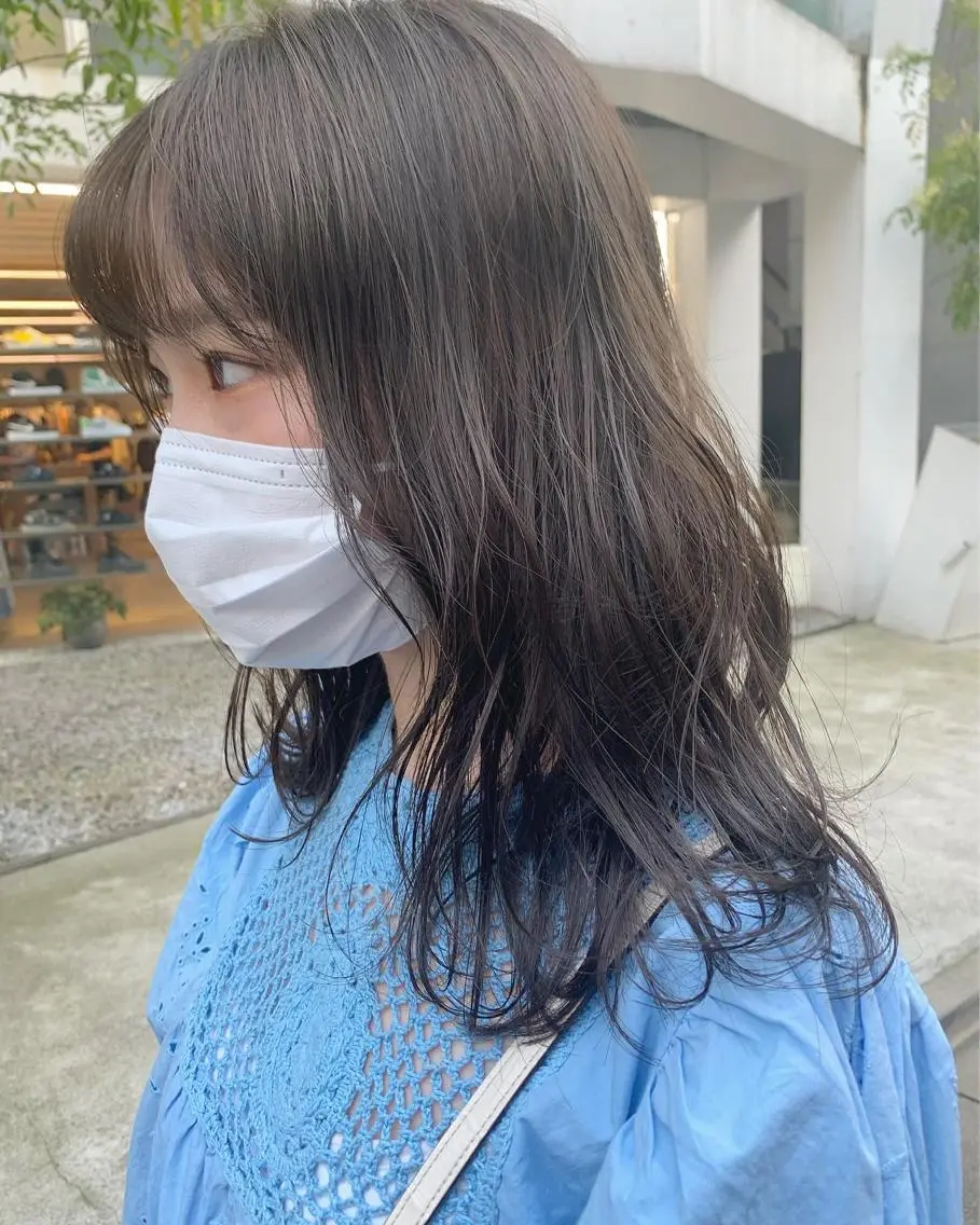 ロング カラー ネイル ハイトーンボブ 前田 表参道　グレージュのヘアスタイル