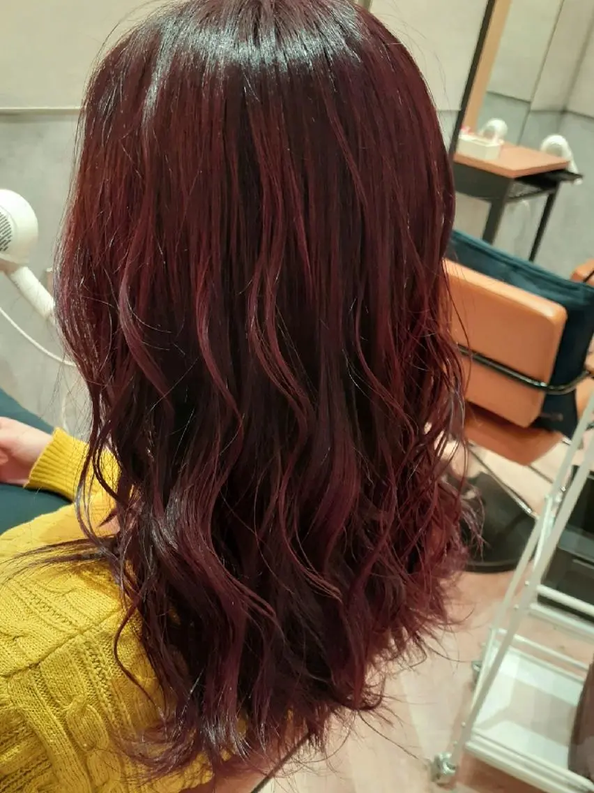 セミロング カラー 西村 力一のヘアスタイル