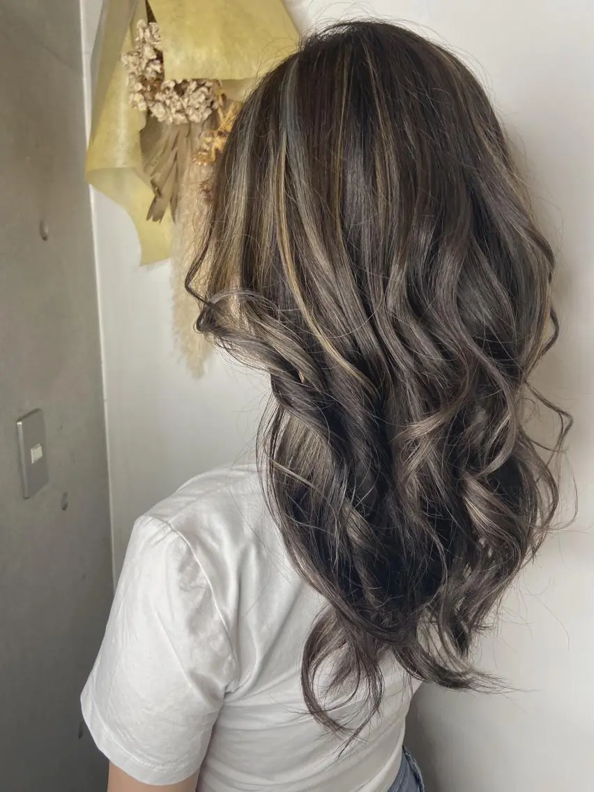セミロング カラー ハイライトカラー ハイライト ヘアカラー 後藤 卓哉のヘアスタイル