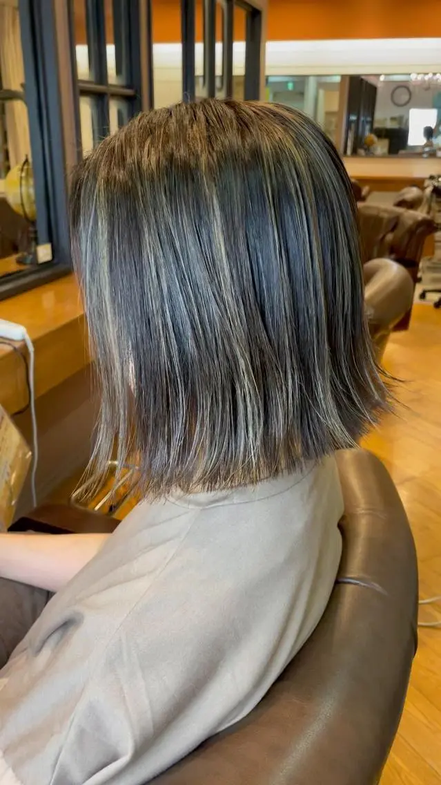 ミディアム カラー ハイライトカラー ハイライト 廣瀬 智志のヘアスタイル