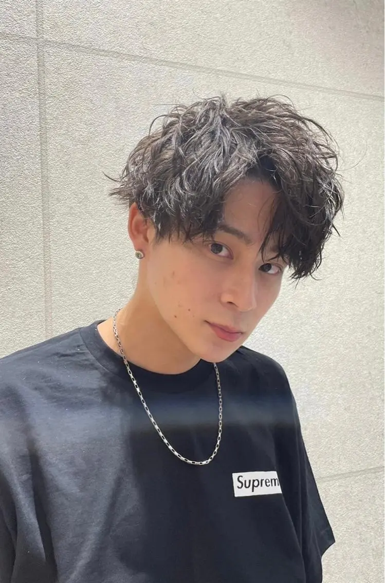 ショート パーマ メンズ アップバング メンズブリーチ センターパート ダウンパーマ フェードカット カット パーマ Men'ssalon LiG／kaitoのヘアスタイル