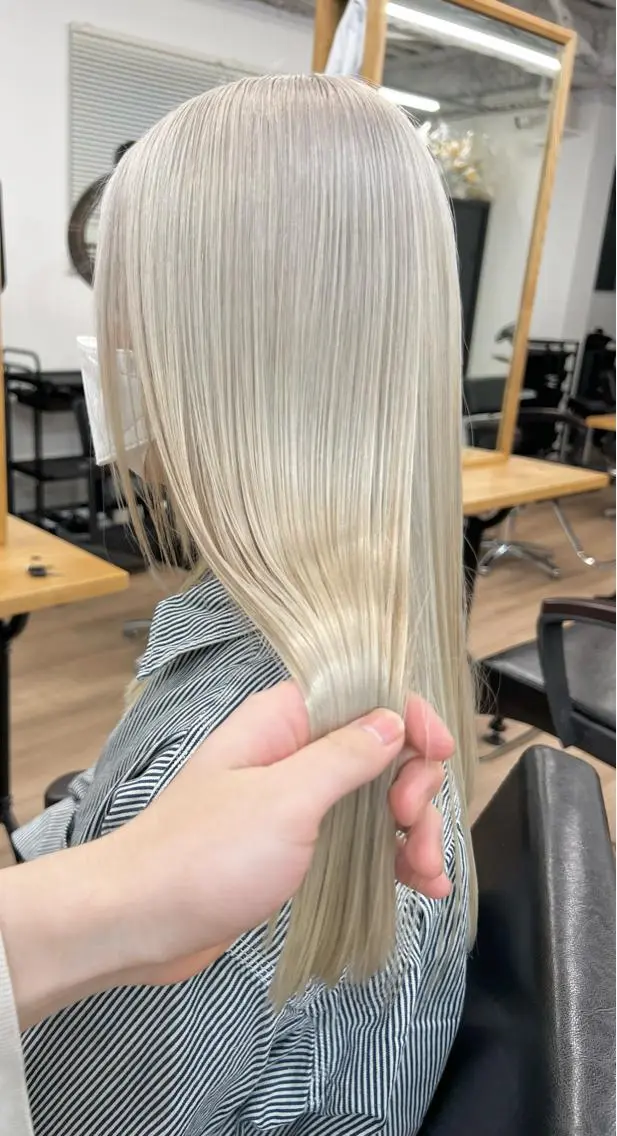 ミディアム カラー パーマ ヘアアレンジ メンズ キッズ ネイル マツエク・マツパ アイブロウ ミディアムレイヤー メンズブリーチ メンズハイライト メンズインナーカラー メンズ韓国風 カット ヘアカラー トリートメント ブリーチ ハイトーン 特化🌈フジタハルキのヘアスタイル