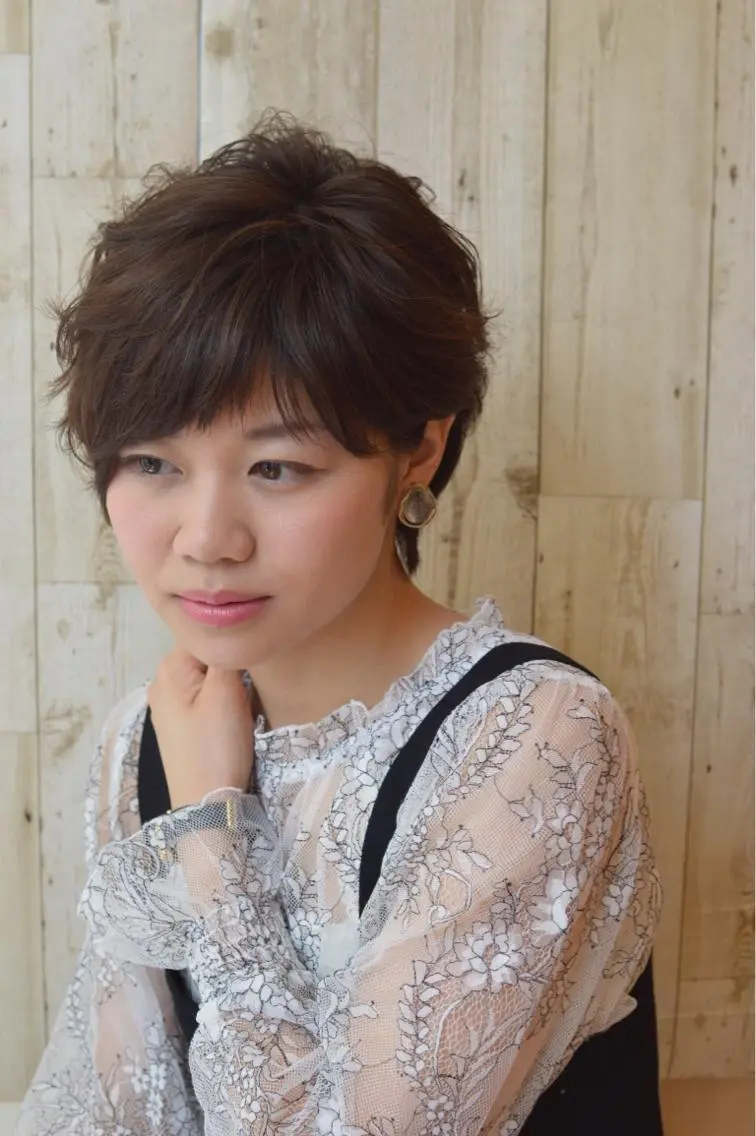 ショート カラー パーマ ヘアアレンジ 白浜 サキのヘアスタイル