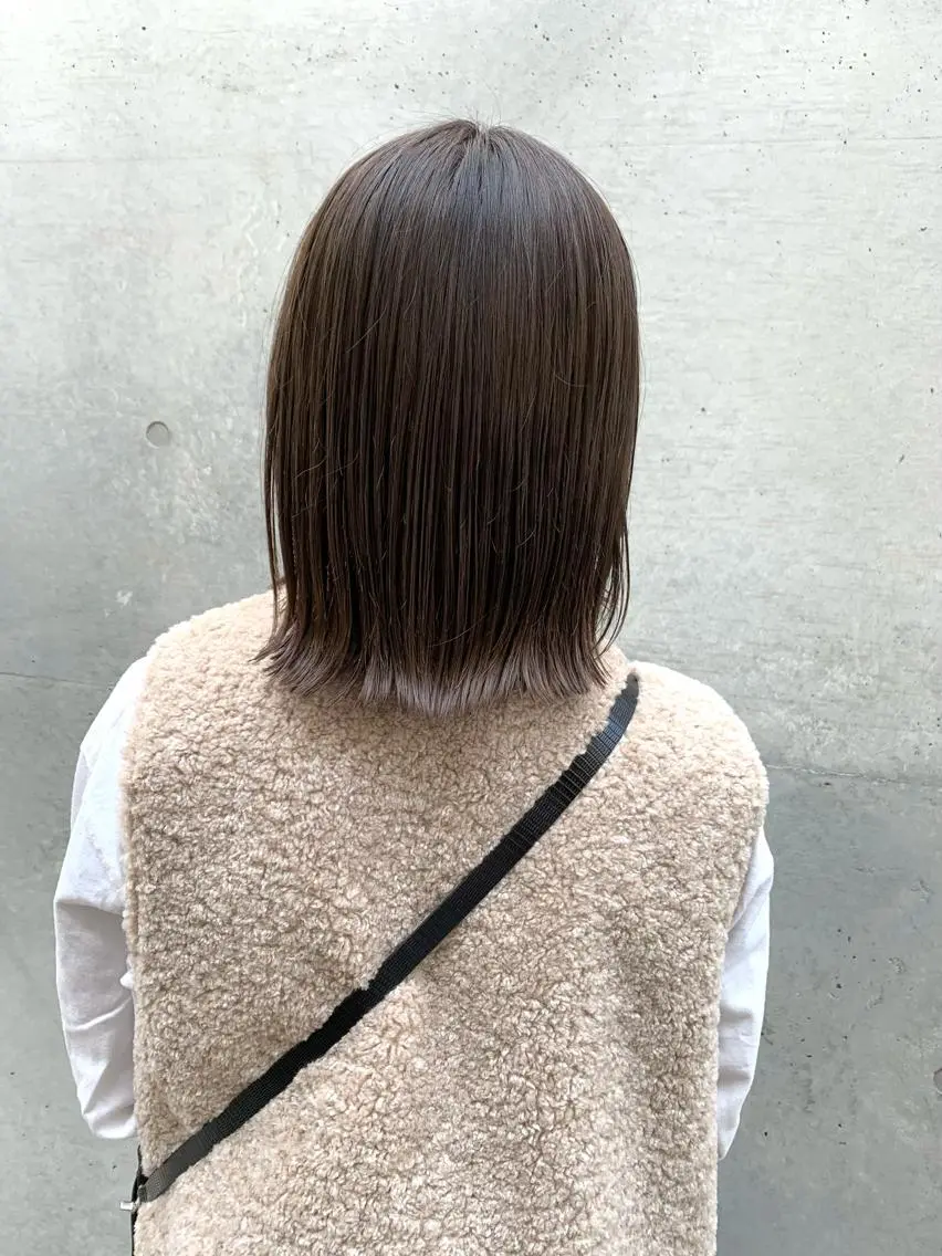 ミディアム カラー パーマ グレージュ カット ヘアカラー トリートメント 明治神宮前 NANAMIのヘアスタイル