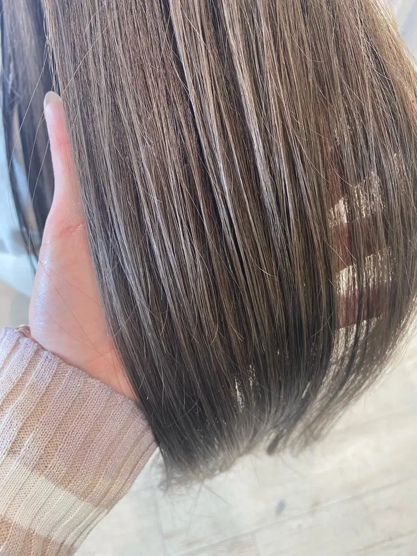 ロング カラー 透明感カラー グレージュ 小顔レイヤー/ ベージュ🤍Rieのヘアスタイル