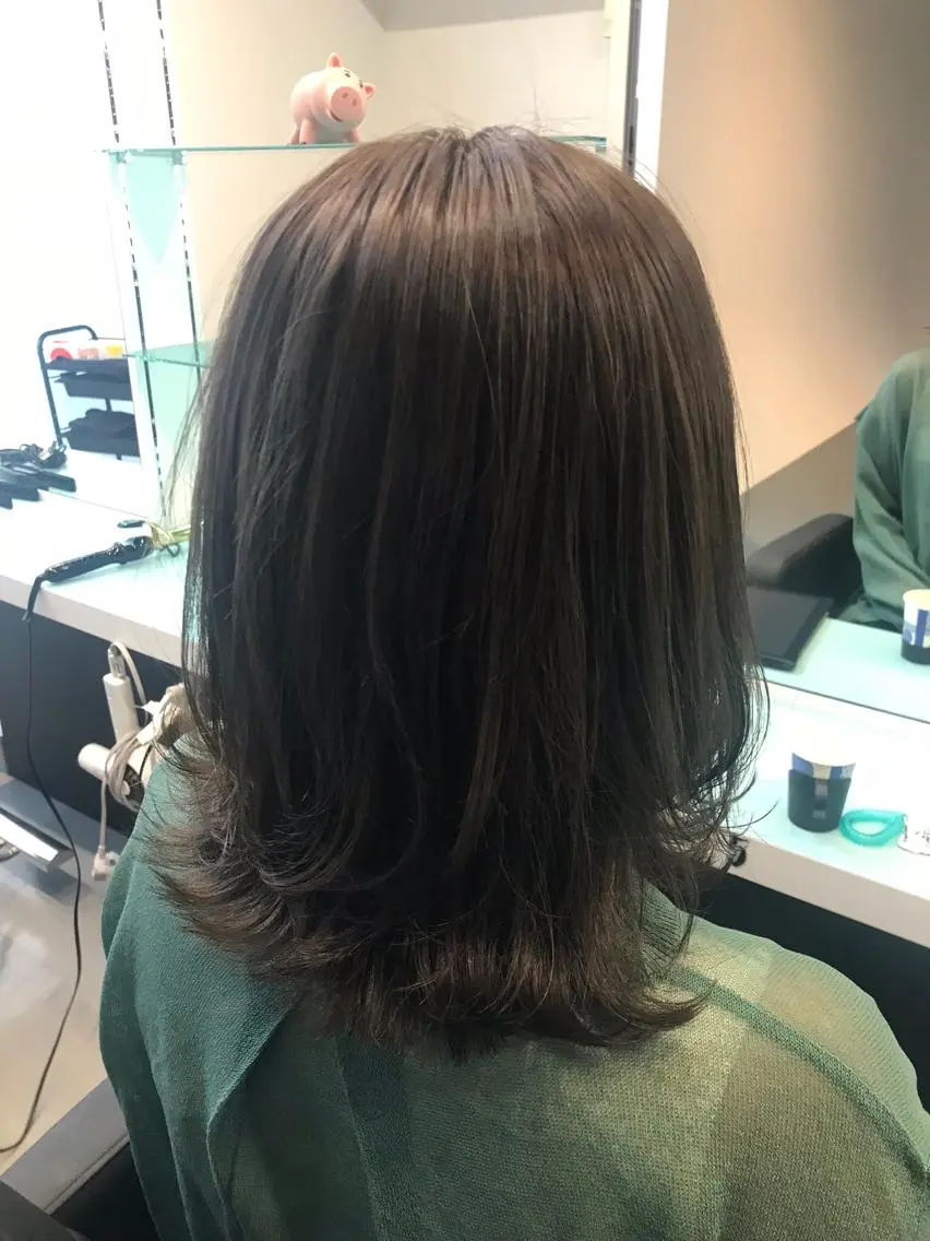 ミディアム カラー カット ヘアカラー トリートメント 浦田侑希 CODE.LINEのヘアスタイル