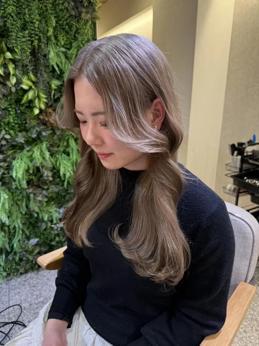 ロング TIGRE tenjinのヘアスタイル