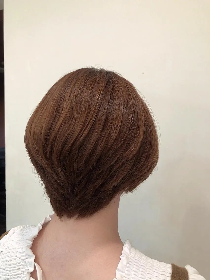ショート カラー ロングレイヤー 🤍山内　飛鳥🤍のヘアスタイル