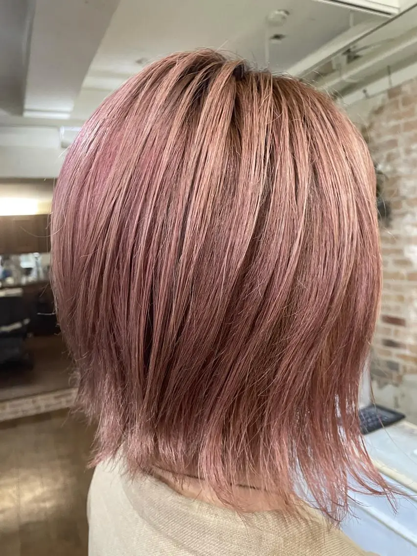 ミディアム 高田馬場 nico 岡豪紀のヘアスタイル