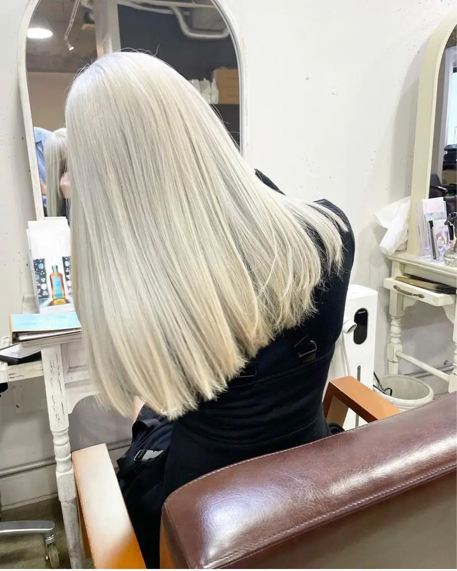ミディアム カラー カット ヘアカラー トリートメント suvvy hairsalonのヘアスタイル